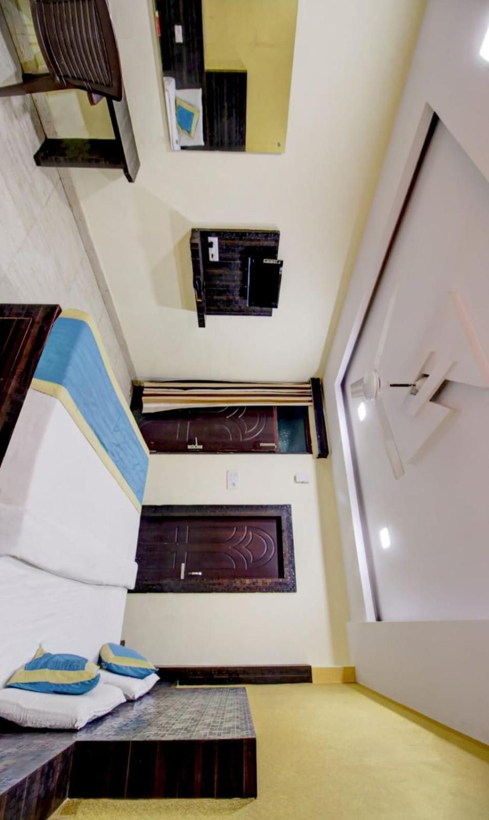 Hotel Park Avenue Lucknow Exterior photo